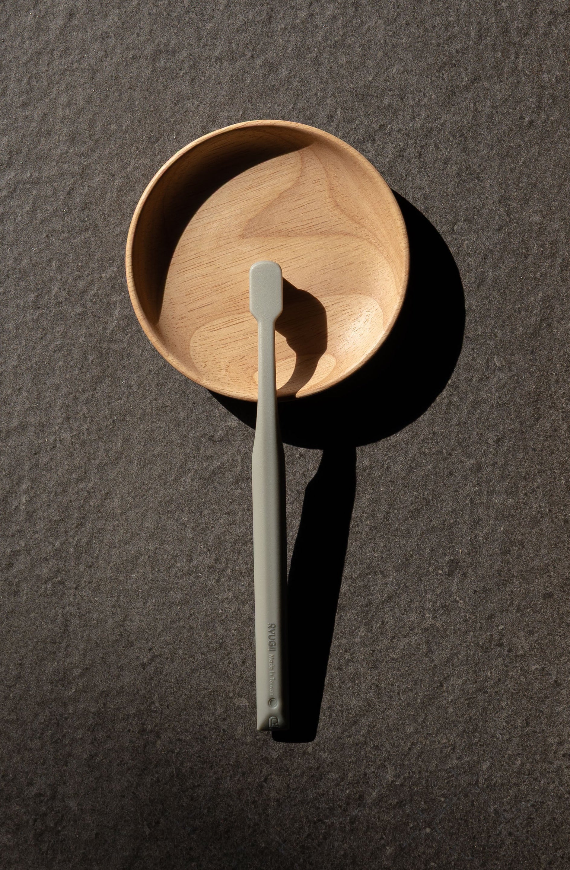 Feather Soft 45°牙刷 Eucalyptus